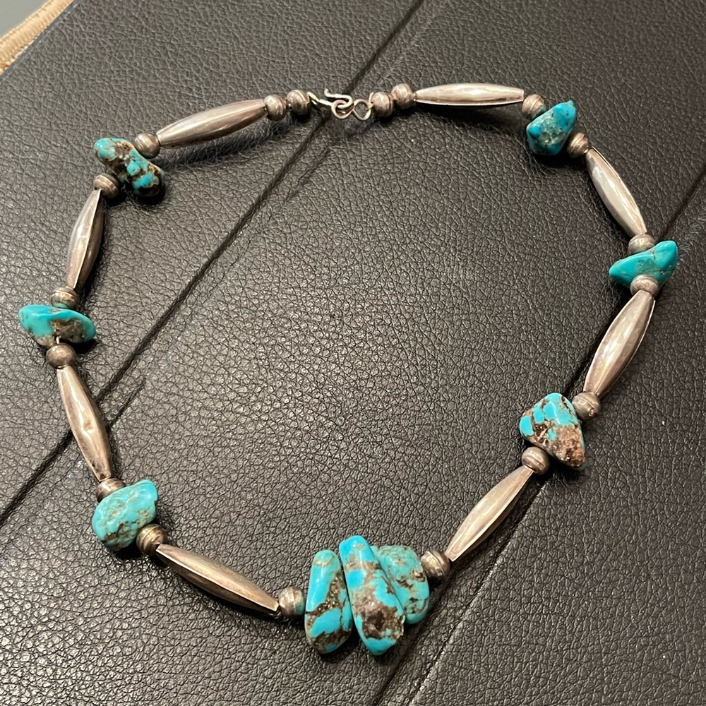 Vtg Vintage turquoise and silver melon bead nugget choker necklace